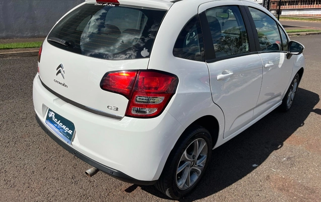 imagem-https://www.socarrao.com.br/sc-vehicle-images-prod/964271/1774888601261-OGVjZjZhMTktMjYzZC00ZWJmLWFlMTUtNGYzNTE3M2Q5YmQ1LmpwZw.jpg
