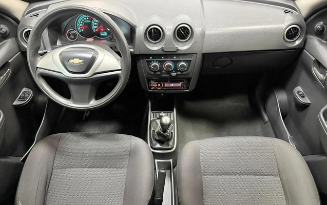 imagem-https://www.socarrao.com.br/sc-vehicle-images-prod/964278/1788360657862-7886778_8_B_e2420e0a47.jpeg
