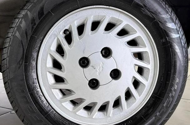 imagem-https://www.socarrao.com.br/sc-vehicle-images-prod/964278/1788360657863-7886778_7_B_8e2e290314.jpeg