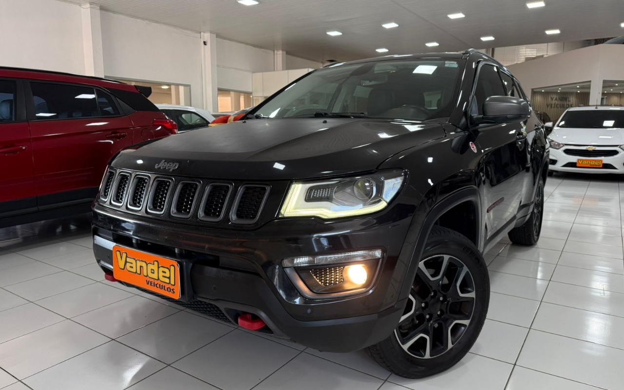 Jeep Compass TRAILHAWK 2.0 4x4 Dies. 16V Aut. na cor Preto no Sapucaia do Sul / RS - 964505