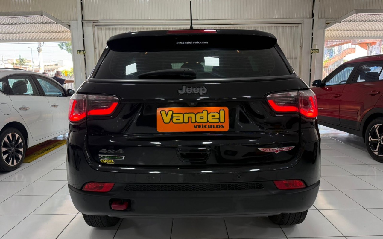 imagem-https://www.socarrao.com.br/sc-vehicle-images-prod/964505/1774624701591-V2hhdHNBcHAgSW1hZ2UgMjAyNi0wMy0yNyBhdCAwOS41Mi41Ni5qcGVn.jpeg