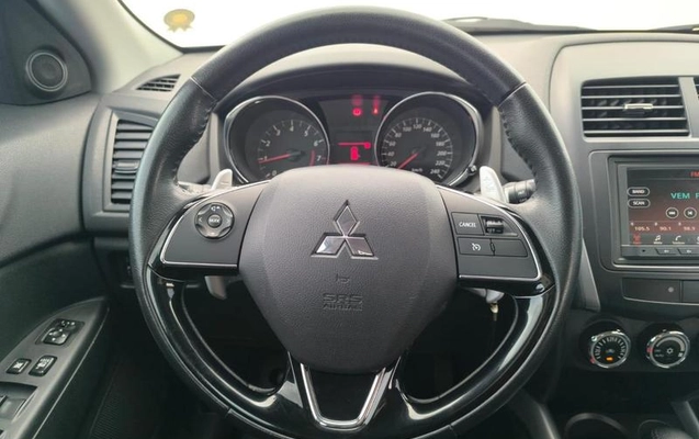 imagem-https://www.socarrao.com.br/sc-vehicle-images-prod/964573/1786025854531-7938318_15_B_d18b2b67c6.jpeg