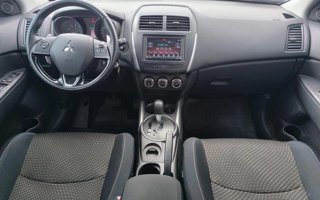 imagem-https://www.socarrao.com.br/sc-vehicle-images-prod/964573/1786025854533-7938318_22_B_b7bd358687.jpeg