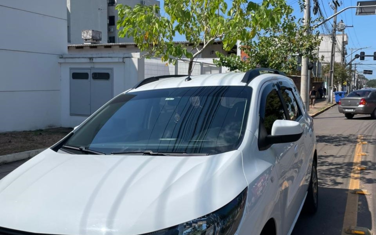 imagem-https://www.socarrao.com.br/sc-vehicle-images-prod/964750/1774631187864-V2hhdHNBcHAgSW1hZ2UgMjAyNi0wMy0yNyBhdCAxNC4wNC4wNS5qcGVn.jpeg