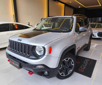 Jeep Renegade 2016 Prata — foto 1 de 3