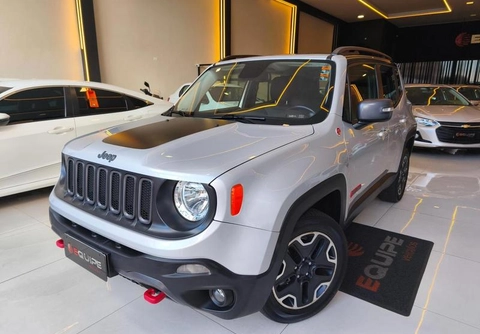 Jeep Renegade 2016 Prata — foto 1 de 3