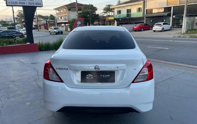 imagem-https://www.socarrao.com.br/sc-vehicle-images-prod/964793/1785952380384-69b4fb95797b4c3f9180cc7174ba60b2_1774621979512.jpeg
