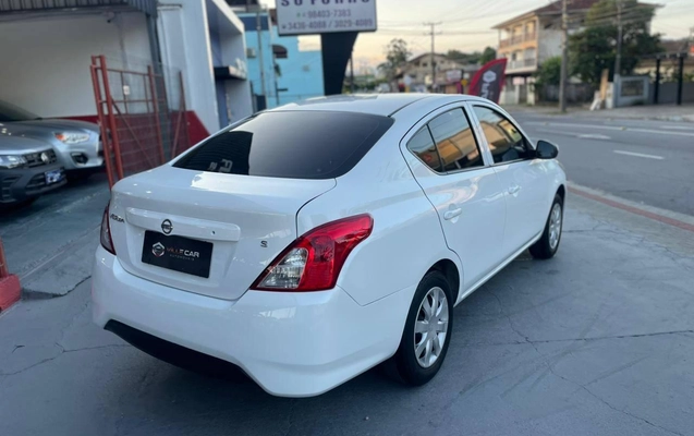 imagem-https://www.socarrao.com.br/sc-vehicle-images-prod/964793/1785952380388-1a77d9313a3e49a8ab39c6d45fa28ff3_1774621980405.jpeg