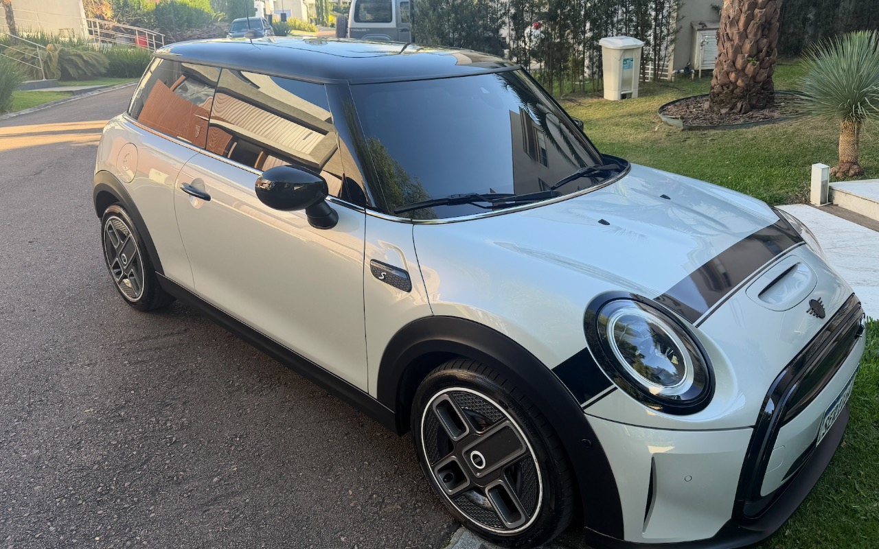 MINI COOPER SE Top 3p (Elétrico) 2023 Prata — foto 1 de 3
