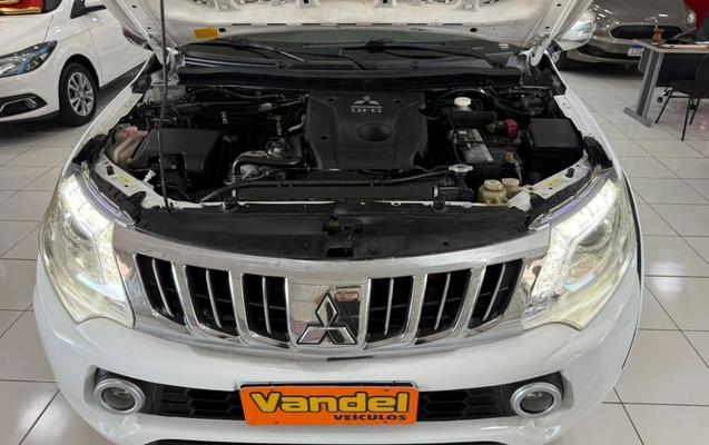 imagem-https://www.socarrao.com.br/sc-vehicle-images-prod/964834/1774632506787-V2hhdHNBcHAgSW1hZ2UgMjAyNi0wMy0yNyBhdCAxMC40OS4yMy5qcGVn.jpeg