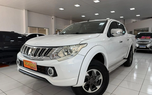 imagem-https://www.socarrao.com.br/sc-vehicle-images-prod/964834/1778169958652-V2hhdHNBcHAgSW1hZ2UgMjAyNi0wNS0wNyBhdCAxMi40NC4xNS5qcGVn.jpeg