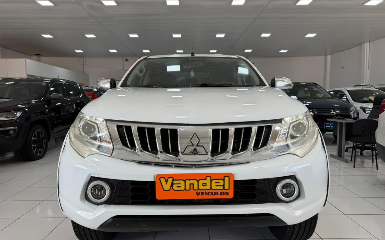 imagem-https://www.socarrao.com.br/sc-vehicle-images-prod/964834/1778169958732-V2hhdHNBcHAgSW1hZ2UgMjAyNi0wNS0wNyBhdCAxMi40NC4xNC5qcGVn.jpeg