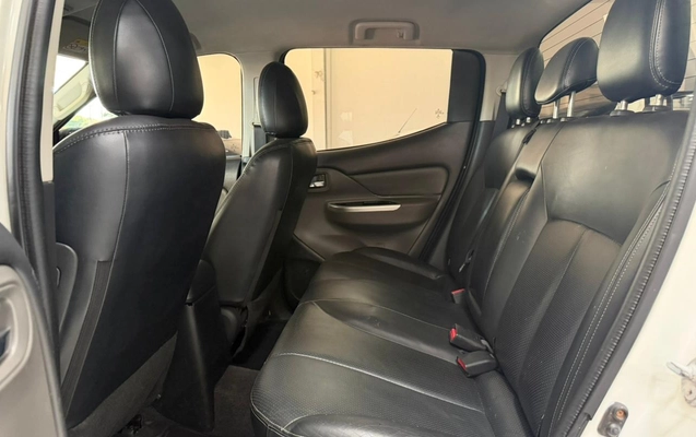 imagem-https://www.socarrao.com.br/sc-vehicle-images-prod/964834/1778169959773-V2hhdHNBcHAgSW1hZ2UgMjAyNi0wNS0wNyBhdCAxMi40NC4xNiAoMikuanBlZw.jpeg
