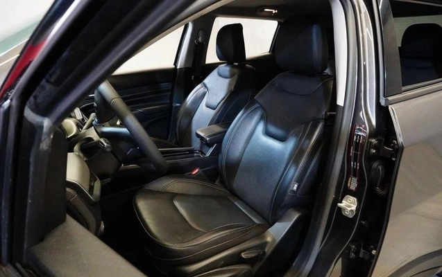imagem-https://www.socarrao.com.br/sc-vehicle-images-prod/964880/1790025045320-7938993_0_B_18943d57c3.jpeg
