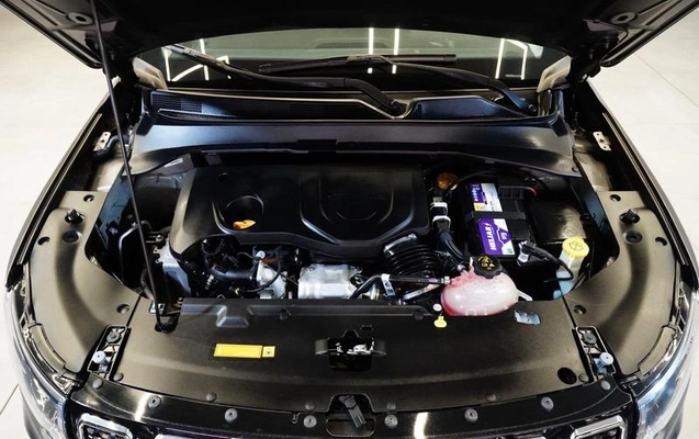 imagem-https://www.socarrao.com.br/sc-vehicle-images-prod/964880/1790025045325-7938993_19_B_cd125e6ba0.jpeg