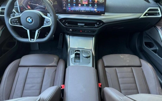 imagem-https://www.socarrao.com.br/sc-vehicle-images-prod/965033/1774636712256-Nzc4NDYyOV83X0JfODYyN2I0YjVmMS5qcGVn.jpeg