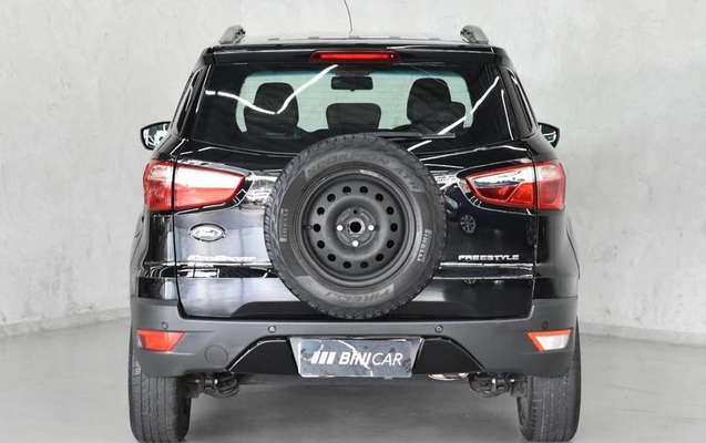 imagem-https://www.socarrao.com.br/sc-vehicle-images-prod/965161/1786709553514-7837832_2_B_0c43a493a8.jpeg