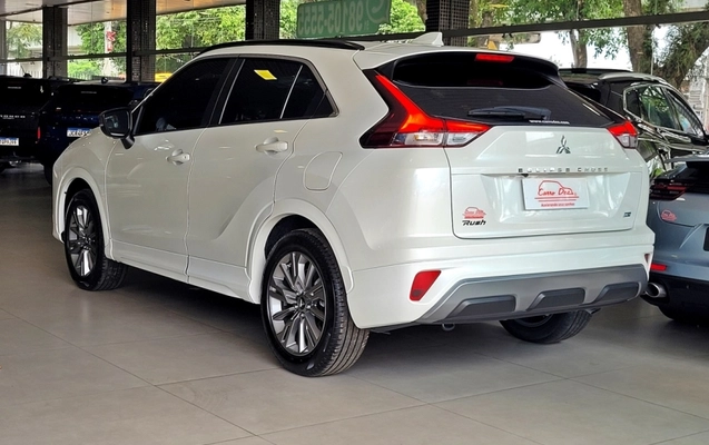 imagem-https://www.socarrao.com.br/sc-vehicle-images-prod/965266/1789561154759-JaEcEkxTPF0aoOprgoriii88ZhAITfXo.jpg