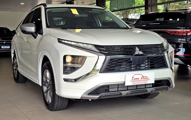 imagem-https://www.socarrao.com.br/sc-vehicle-images-prod/965266/1789561154770-tpFYb92WS9NdyqtLhggYzd3G9ykzY8Js.jpg