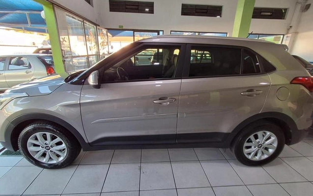 imagem-https://www.socarrao.com.br/sc-vehicle-images-prod/965549/1778093715843-7940631_6_B_7d6c70601c.jpeg