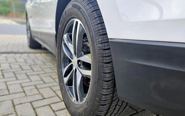 imagem-https://www.socarrao.com.br/sc-vehicle-images-prod/965568/1788191163029-7857778_17_B_20c764a92b.jpeg