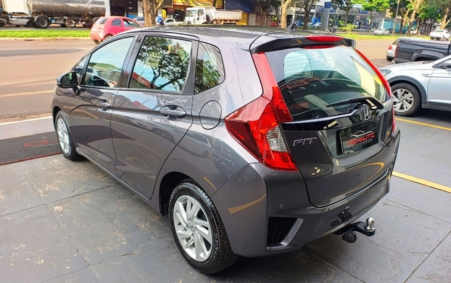 imagem-https://www.socarrao.com.br/sc-vehicle-images-prod/966875/1774699837814-SE9OREEgRklUIDEuNSBMWCBGTEVYIE1BTlVBTCAyMDE2IENJTlpBIDUuanBn.jpg