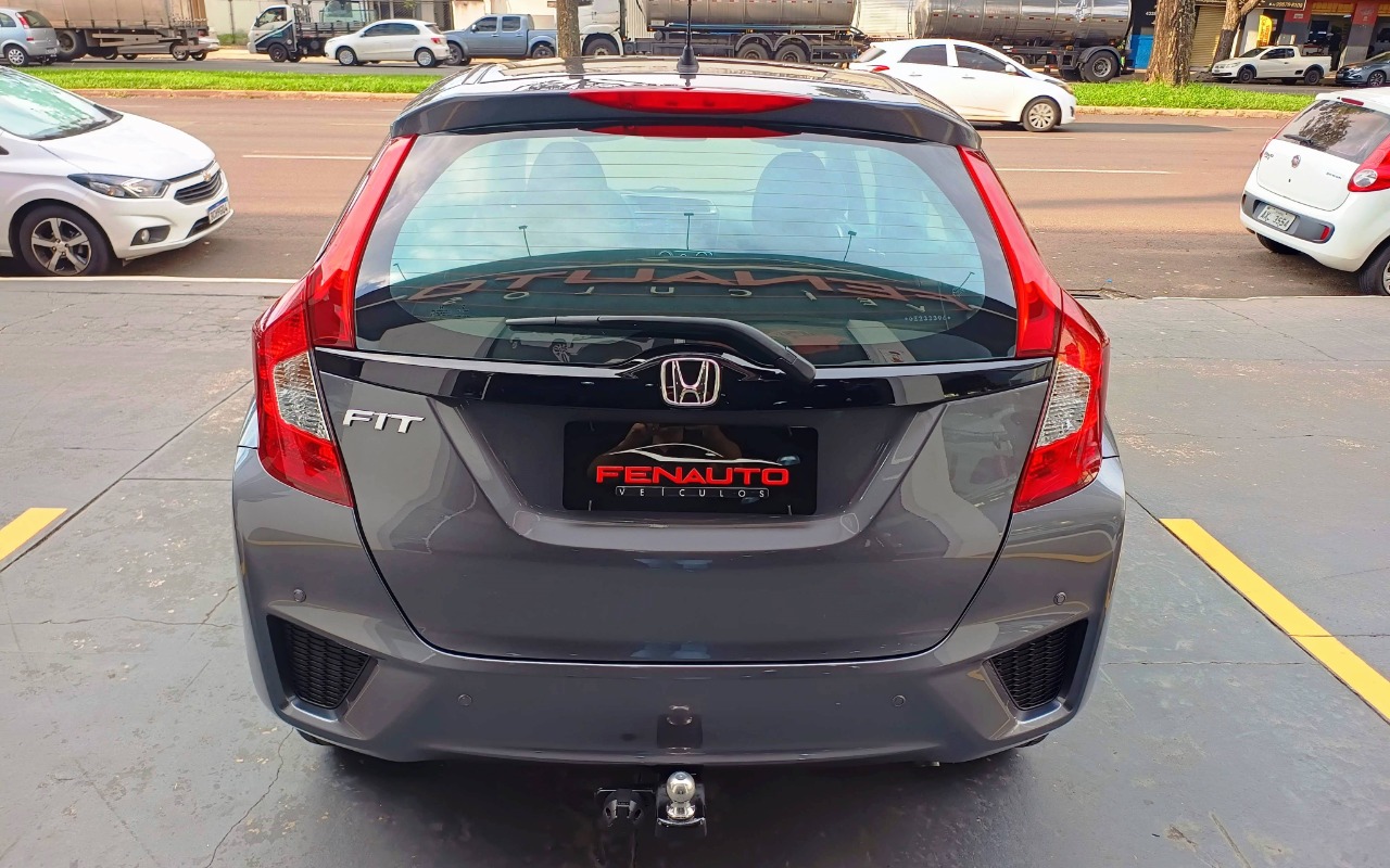 imagem-https://www.socarrao.com.br/sc-vehicle-images-prod/966875/1774699838079-SE9OREEgRklUIDEuNSBMWCBGTEVYIE1BTlVBTCAyMDE2IENJTlpBIDcuanBn.jpg