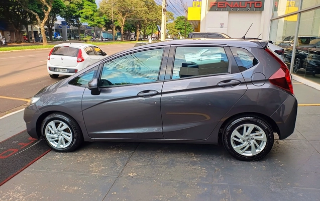 imagem-https://www.socarrao.com.br/sc-vehicle-images-prod/966875/1774699838374-SE9OREEgRklUIDEuNSBMWCBGTEVYIE1BTlVBTCAyMDE2IENJTlpBIDkuanBn.jpg