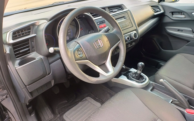 imagem-https://www.socarrao.com.br/sc-vehicle-images-prod/966875/1774699838998-SE9OREEgRklUIDEuNSBMWCBGTEVYIE1BTlVBTCAyMDE2IENJTlpBIDEzLmpwZw.jpg