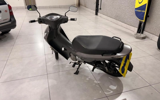 imagem-https://www.socarrao.com.br/sc-vehicle-images-prod/967166/1785274232150-7941975_3_B_75c57586e0.jpeg