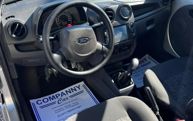imagem-https://www.socarrao.com.br/sc-vehicle-images-prod/967179/1774709388884-V2hhdHNBcHAgSW1hZ2UgMjAyNi0wMy0yOCBhdCAwOS40MS40MiAoMykuanBlZw.jpeg
