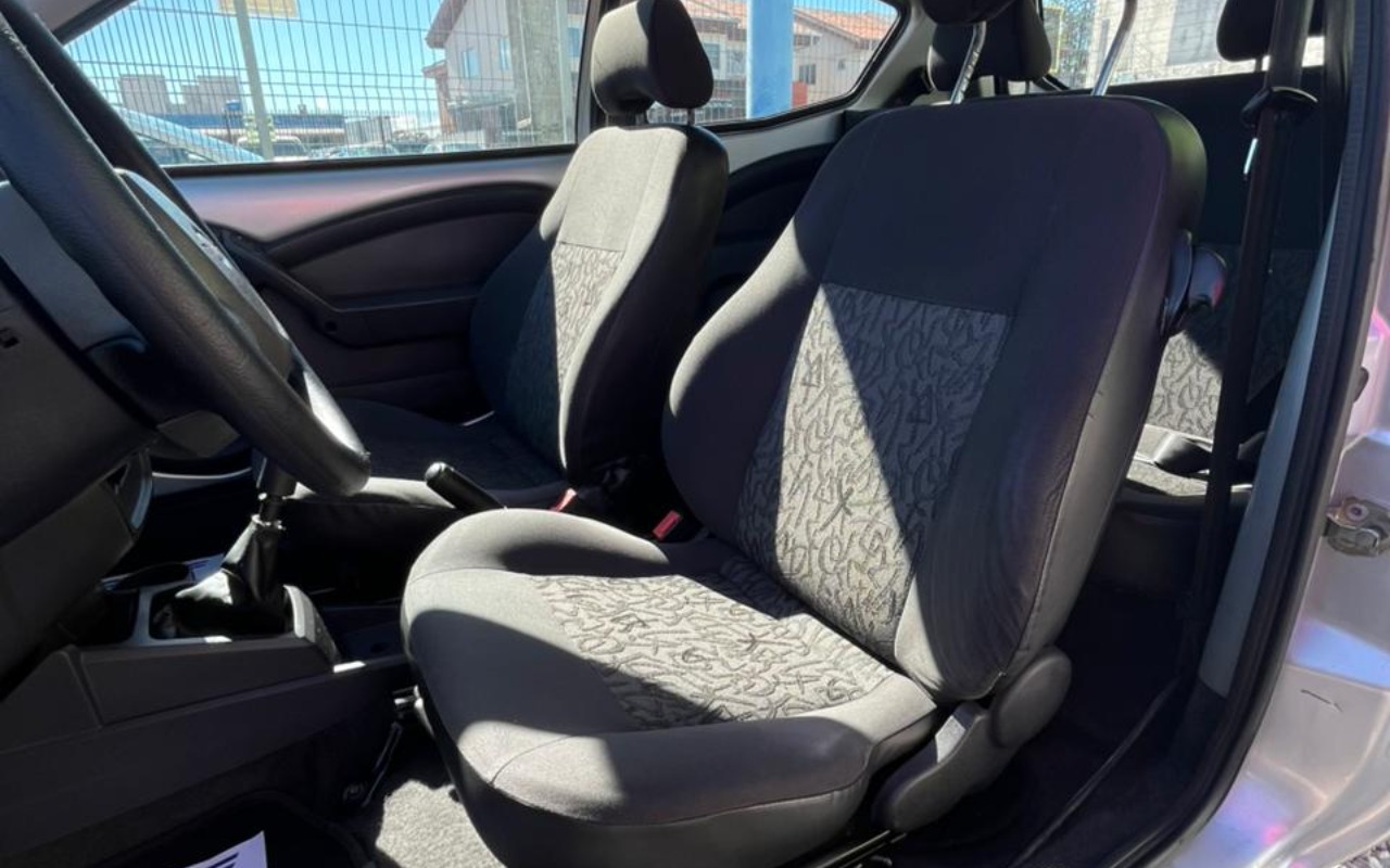 imagem-https://www.socarrao.com.br/sc-vehicle-images-prod/967179/1774709389120-V2hhdHNBcHAgSW1hZ2UgMjAyNi0wMy0yOCBhdCAwOS40MS40MiAoNikuanBlZw.jpeg