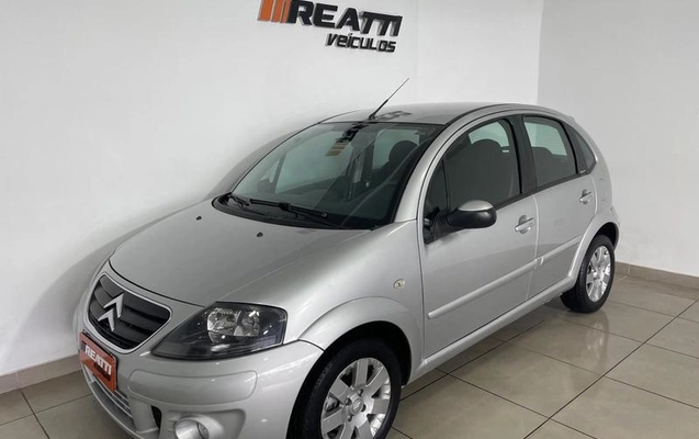 imagem-https://www.socarrao.com.br/sc-vehicle-images-prod/967322/1788465950655-7922410_3_B_2305848cfe.jpeg