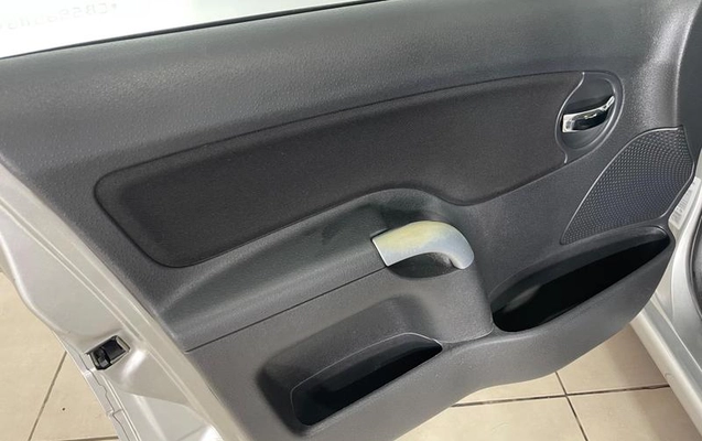 imagem-https://www.socarrao.com.br/sc-vehicle-images-prod/967322/1788465950668-7922410_10_B_c007894840.jpeg
