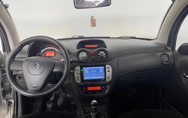 imagem-https://www.socarrao.com.br/sc-vehicle-images-prod/967322/1788465950678-7922410_16_B_f4b2c2acd9.jpeg