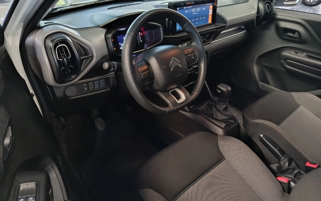 imagem-https://www.socarrao.com.br/sc-vehicle-images-prod/967352/1781099492430-gr0X1rGCXRtj0eEWcxGzf3wDHt9xSXLH.jpg