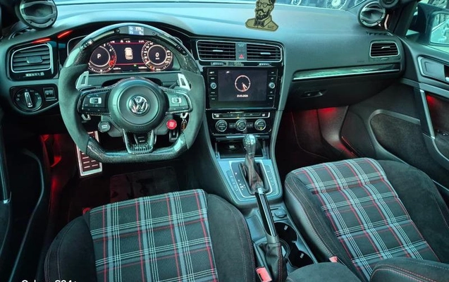 imagem-https://www.socarrao.com.br/sc-vehicle-images-prod/967364/1788530176252-7929676_9_B_10124f35ae.jpeg