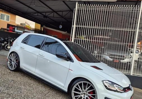 Volkswagen Golf GTi 2.0 2015 Branco — foto 1 de 3