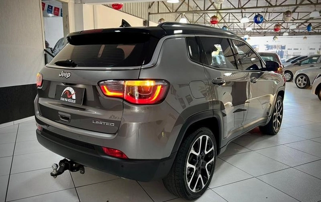 imagem-https://www.socarrao.com.br/sc-vehicle-images-prod/967374/1788467995094-7942575_10_B_d6c0f8935c.jpeg
