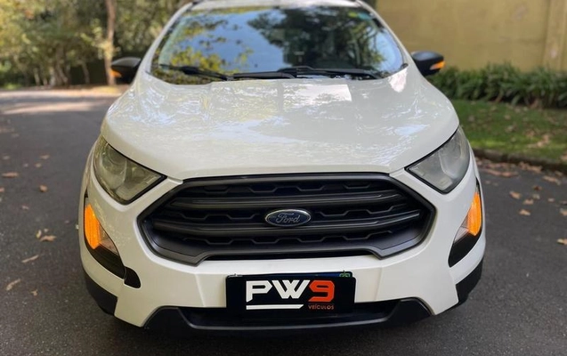 imagem-https://www.socarrao.com.br/sc-vehicle-images-prod/967393/1788637000503-7883402_1_B_8b6e43f7fc.jpeg
