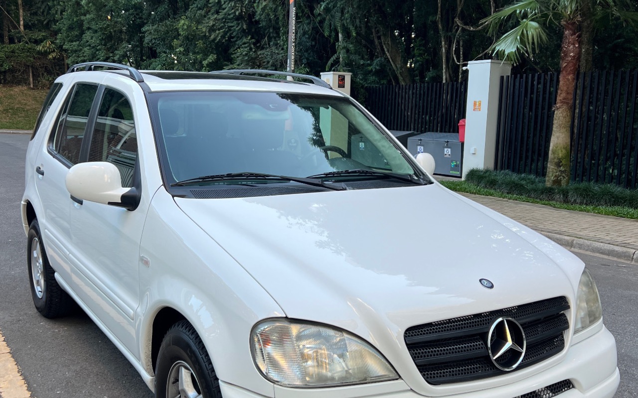 Mercedes-Benz ML-320 4x4 na cor Branco em Curitiba / PR - 967628