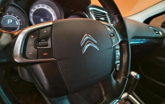 imagem-https://www.socarrao.com.br/sc-vehicle-images-prod/967637/1786626971677-7614162_11_B_08f601e1b1.jpeg