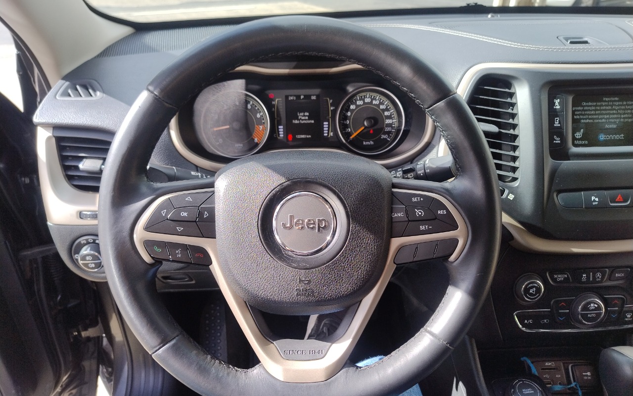 imagem-https://www.socarrao.com.br/sc-vehicle-images-prod/967648/1775656486704-SU1HXzIwMjYwNDA4XzA5Mzc0NjA0OC5qcGc.jpg