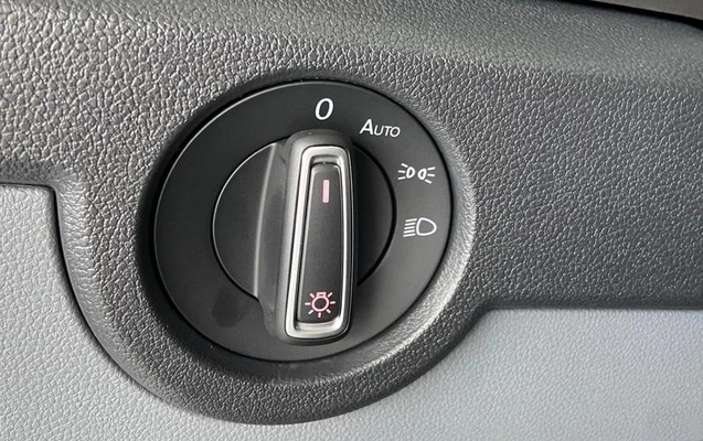 imagem-https://www.socarrao.com.br/sc-vehicle-images-prod/967848/1789565787448-7940836_20_B_cc8786df39.jpeg