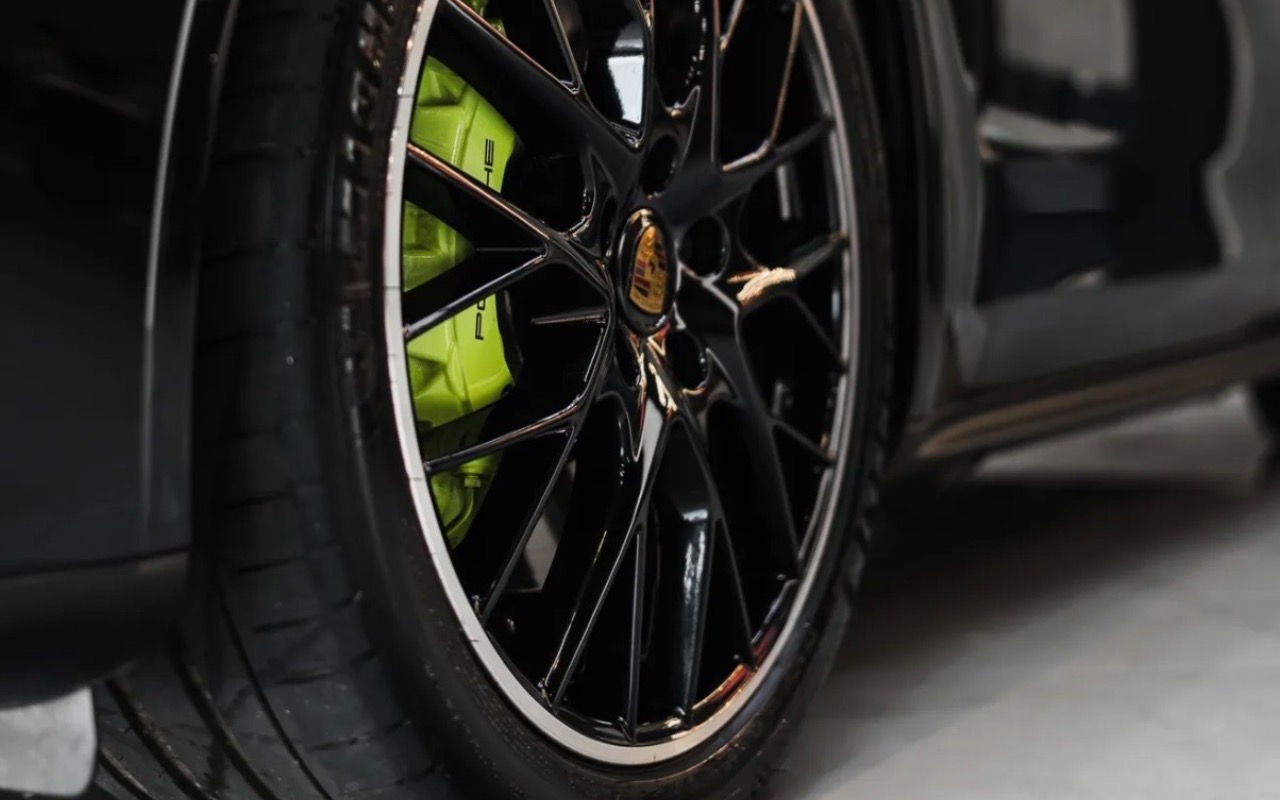 imagem-https://www.socarrao.com.br/sc-vehicle-images-prod/967853/1774900699080-SU1HXzY4OTIuanBlZw.jpeg