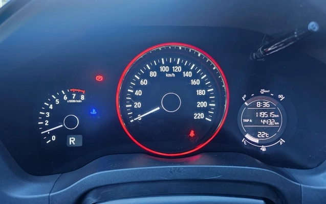 imagem-https://www.socarrao.com.br/sc-vehicle-images-prod/968958/1774877162612-BVBn7KFk1AkDH5ZVzSa7jZ3yFxJ9Btki.jpg