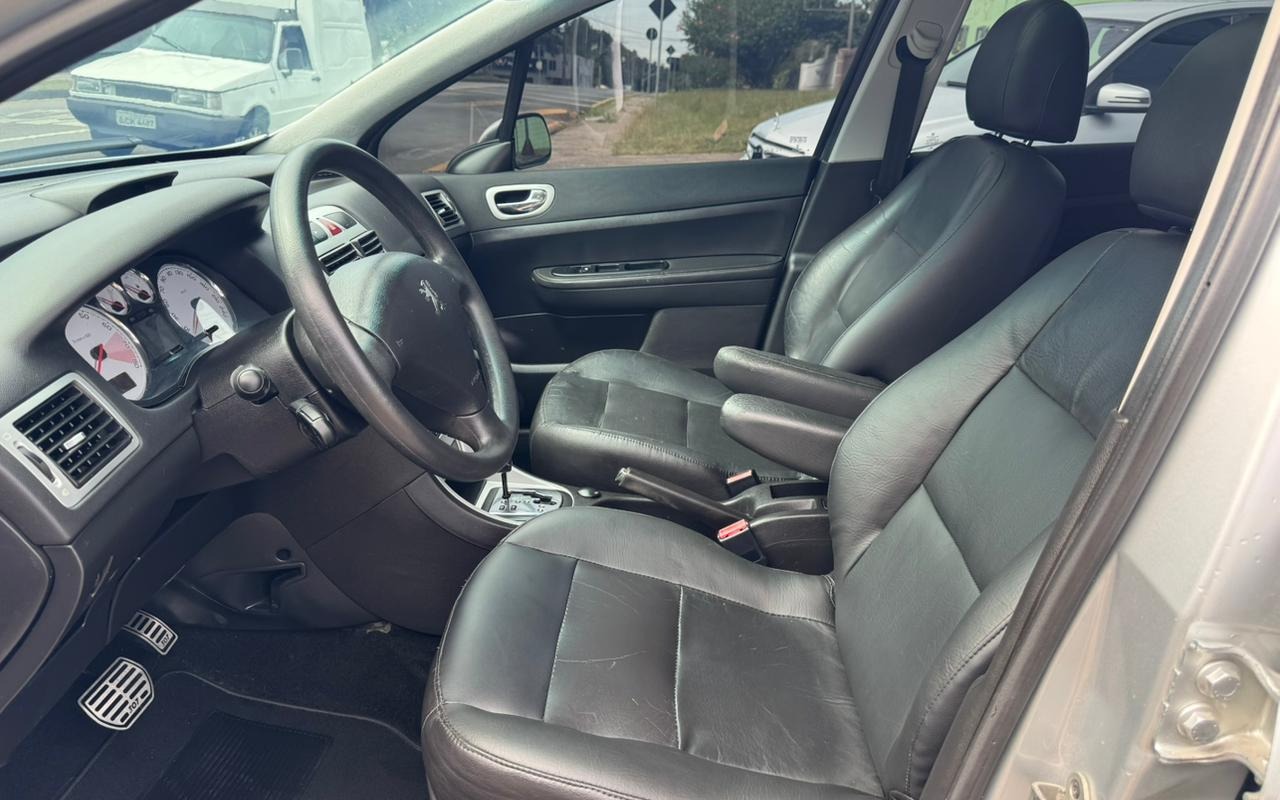 imagem-https://www.socarrao.com.br/sc-vehicle-images-prod/968979/1774877529884-MTIuamZpZg.jfif