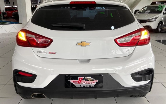 imagem-https://www.socarrao.com.br/sc-vehicle-images-prod/968984/1789391368241-7943485_12_B_d96f029cba.jpeg