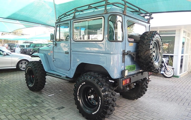 imagem-https://www.socarrao.com.br/sc-vehicle-images-prod/969033/1791389021282-f0fa0feba99242f6bc582f5eee023caa_1774874857694.jpg