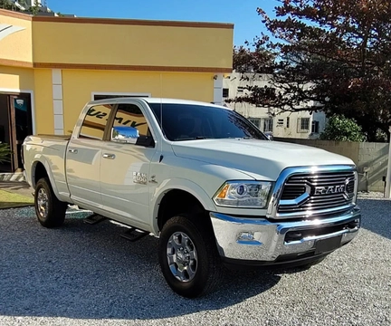 Dodge Ram 2018 Branco — foto 1 de 3